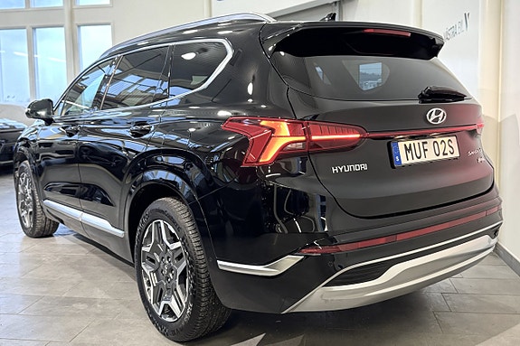 Hyundai Santa Fe 3 of 14