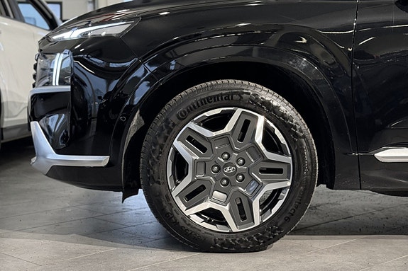 Hyundai Santa Fe 2 of 14