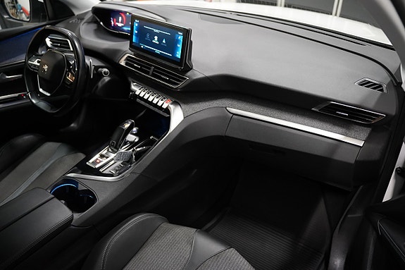 Peugeot 5008 8 of 21