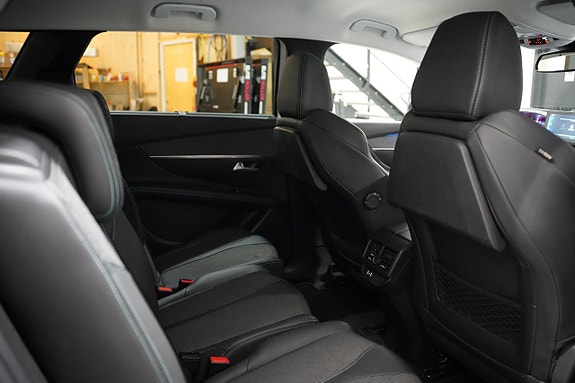 Peugeot 5008 19 of 21