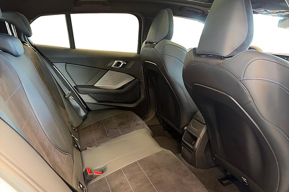 BMW 120 7 of 21