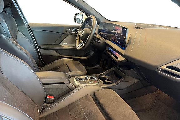 BMW 120 6 of 21