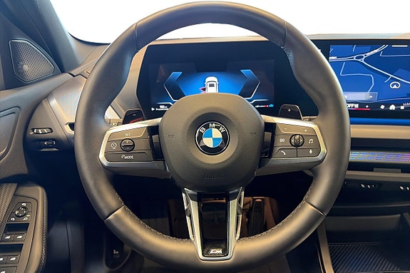 BMW 120 9 of 21