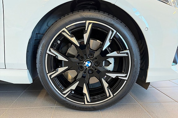 BMW 120 14 of 21