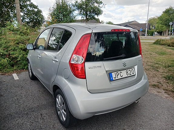 Suzuki Splash 3 of 8