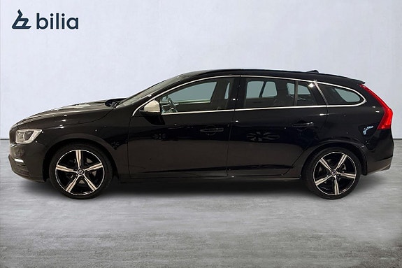 Volvo V60 2 of 23