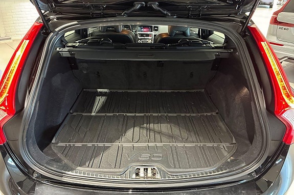 Volvo V60 18 of 23