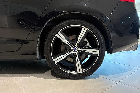 Volvo V60 20 of 23
