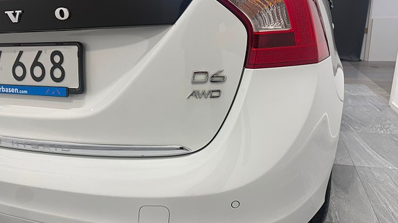 Volvo V60 6 of 16