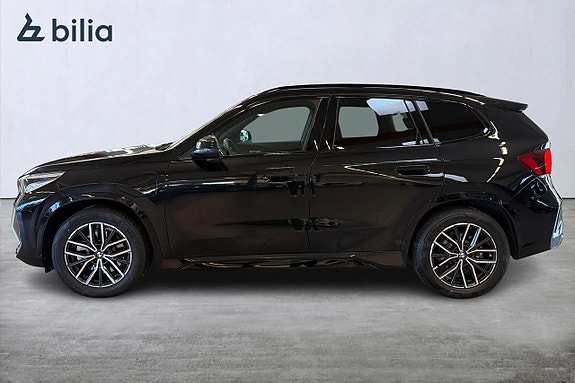 BMW X1 3 of 19