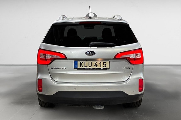 Kia Sorento 6 of 18