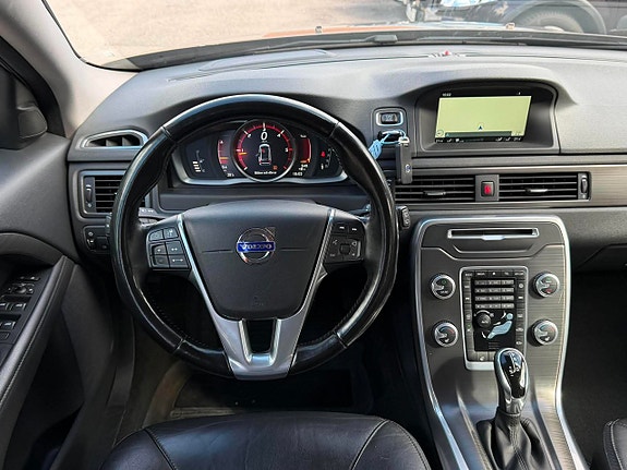 Volvo XC70 9 of 25