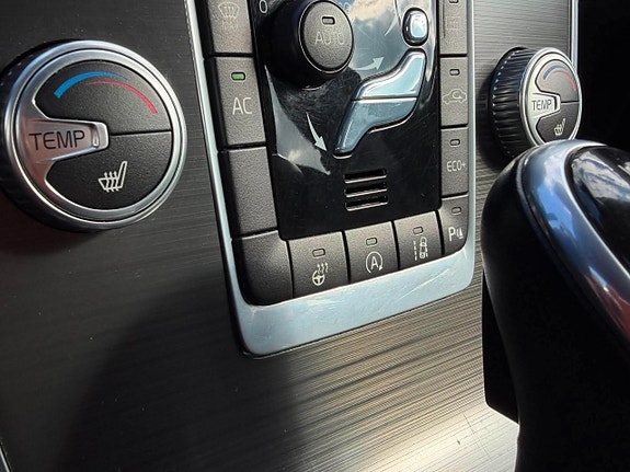 Volvo XC70 22 of 25