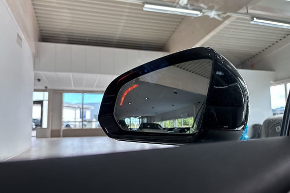 Volvo V60 17 of 25