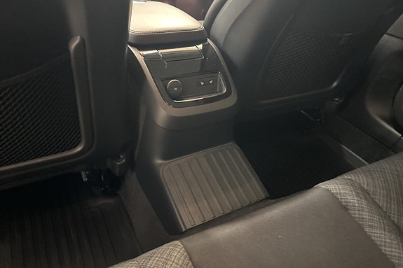 Volvo V60 15 of 25