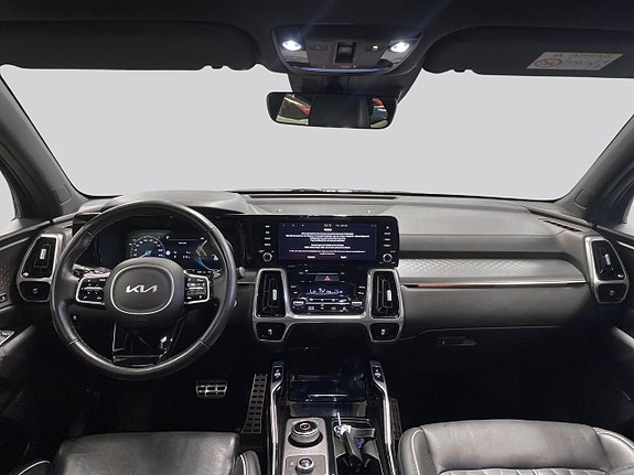 Kia Sorento 7 of 23
