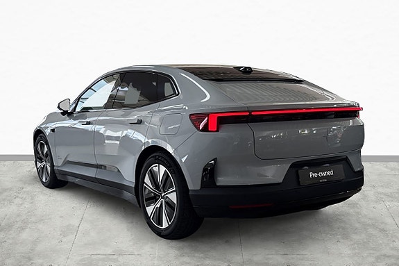 Polestar 4 8 of 25
