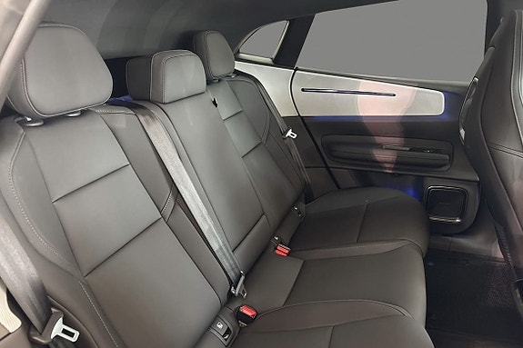 Polestar 4 15 of 25