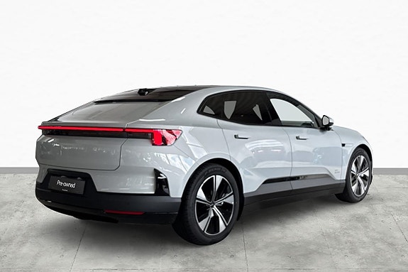 Polestar 4 5 of 25