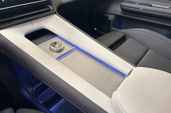 Polestar 4 20 of 25