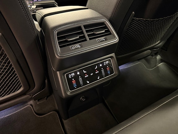 Audi Q8 11 of 20