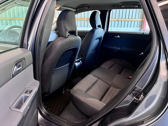 Volvo V50 10 of 11