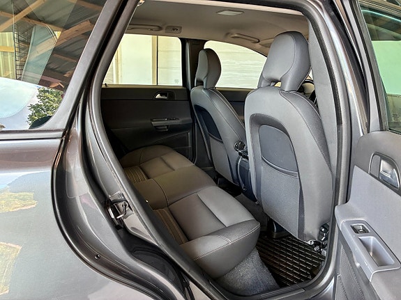 Volvo V50 11 of 11
