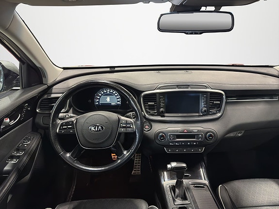 Kia Sorento 9 of 26