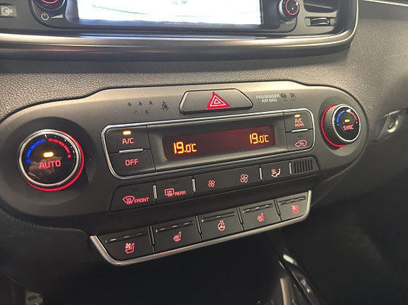 Kia Sorento 17 of 26