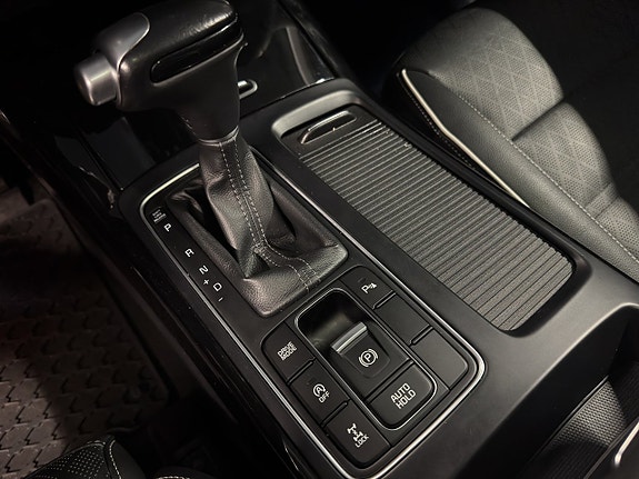 Kia Sorento 18 of 26