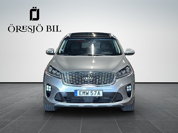 Kia Sorento 3 of 26