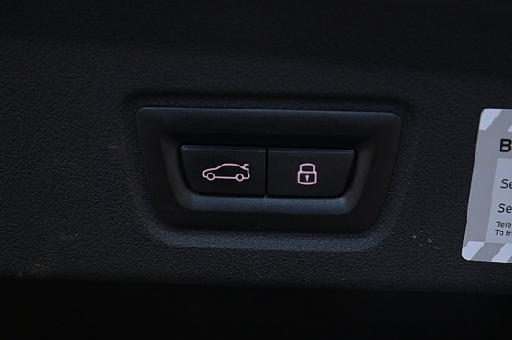 BMW i4 22 of 27