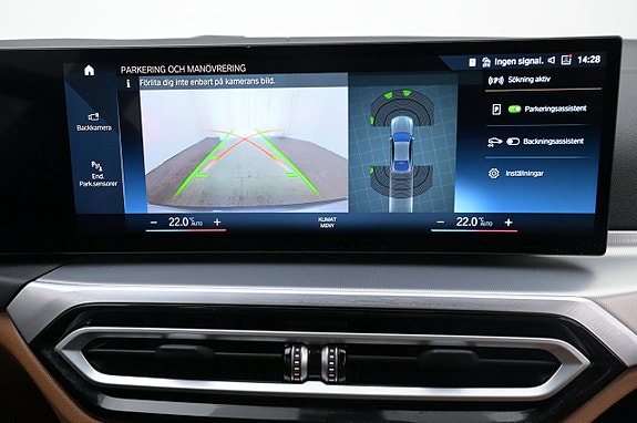 BMW i4 11 of 27