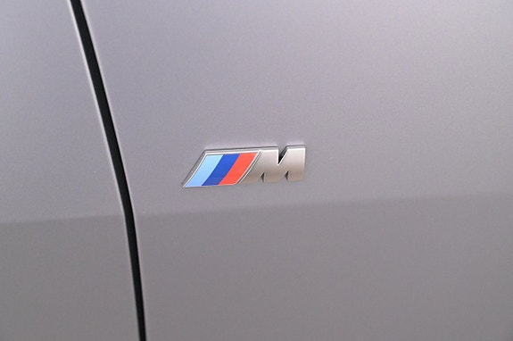 BMW i4 24 of 27