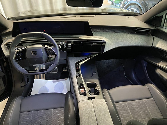 Peugeot 5008 10 of 22