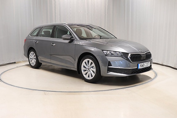 Skoda Octavia 3 of 10