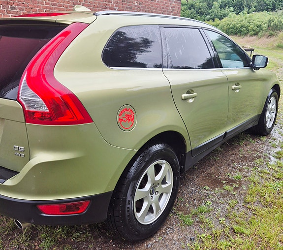 Volvo XC60 4 of 10