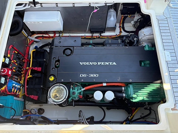 Targa 27.2 3 of 12