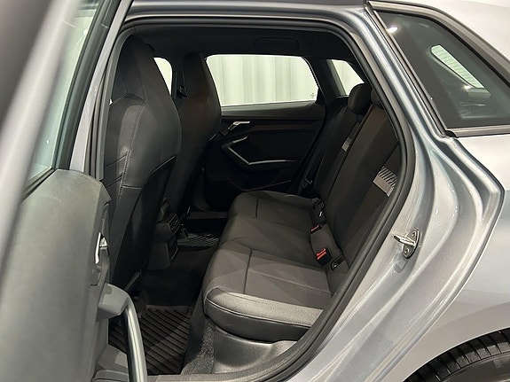 Audi A3 8 of 15