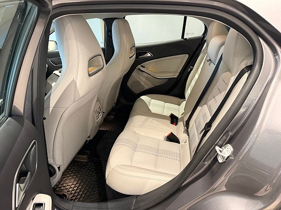 Mercedes-Benz GLA250+ 12 of 17