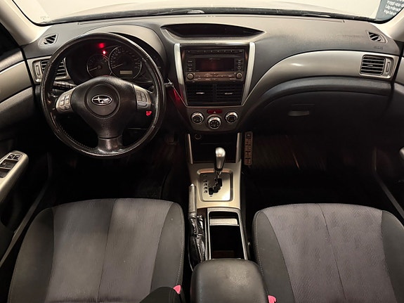 Subaru Forester 13 of 27
