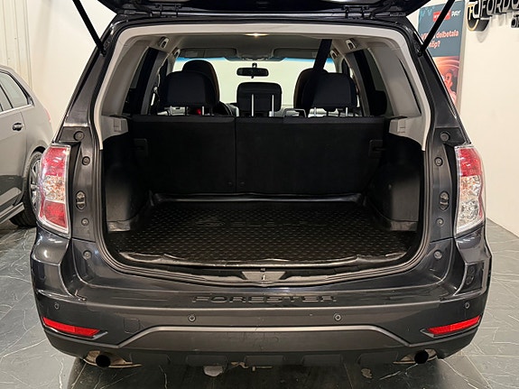 Subaru Forester 15 of 27