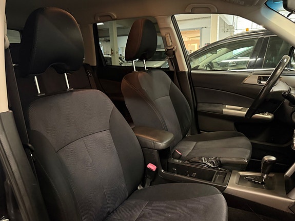 Subaru Forester 19 of 27