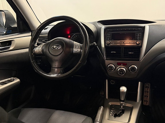 Subaru Forester 14 of 27