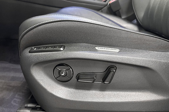 Volkswagen Tiguan 30 of 30