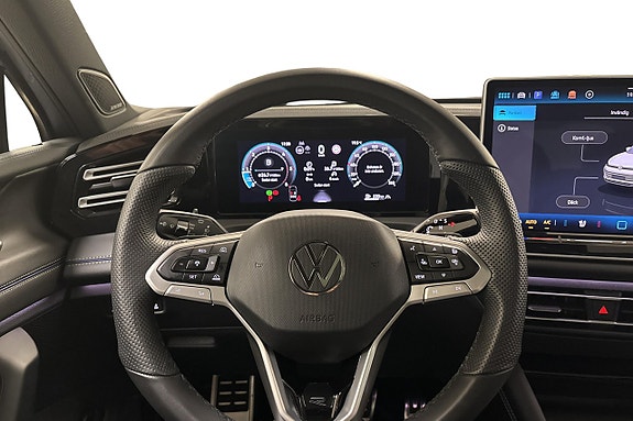 Volkswagen Tiguan 13 of 30