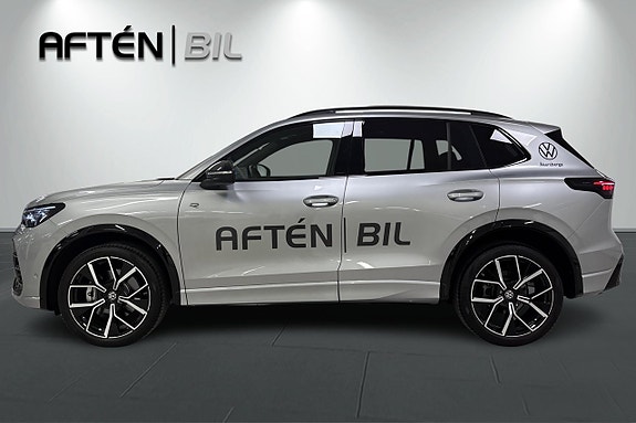 Volkswagen Tiguan 10 of 30