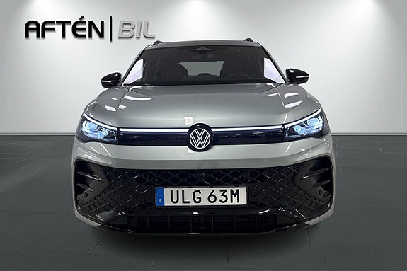 Volkswagen Tiguan 3 of 30