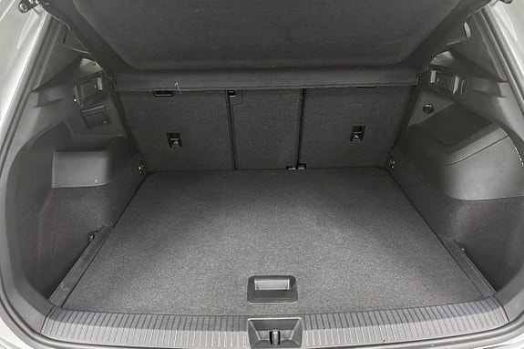 Volkswagen Tiguan 18 of 30