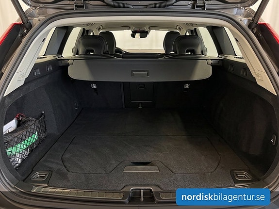 Volvo V60 4 of 15